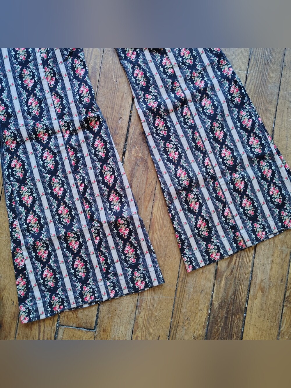LoveShackFancy Bell Bottom Pants 4 Floral Meyerson Boho Chic Flares $345 Retail - Picture 6 of 8
